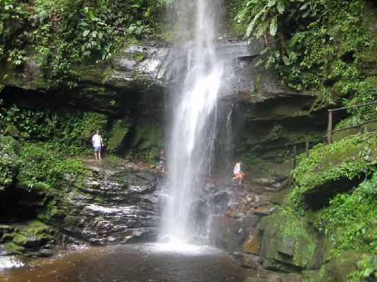 Catarata de Ahuashiya